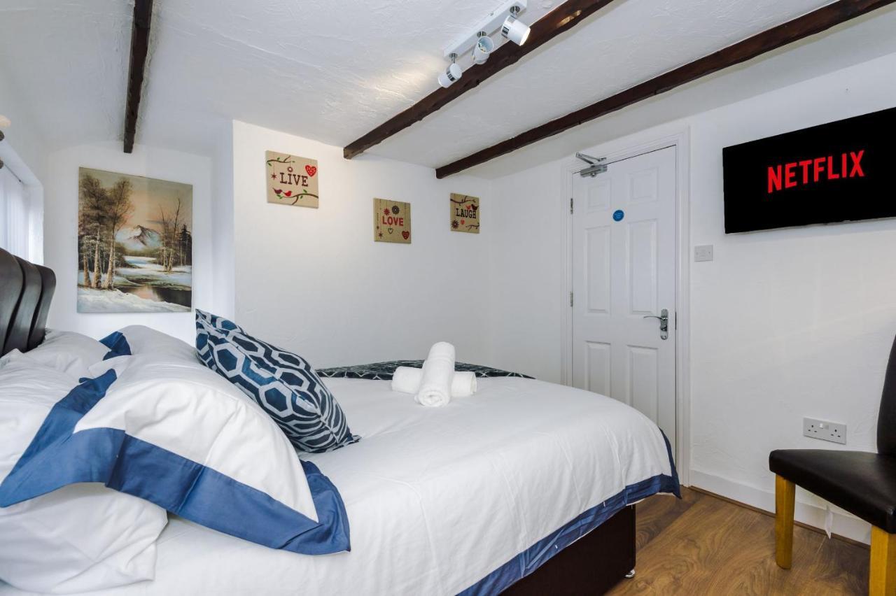 Sunshine Cottage By Happy Sunshine Stay Golborne Kültér fotó